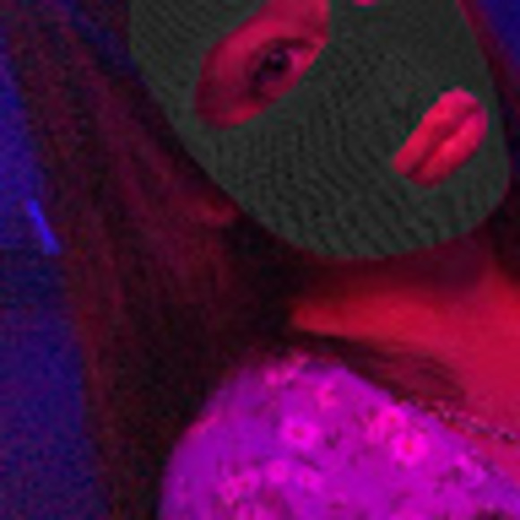 Meet your Posher, Eva the - Picture 1 of 1